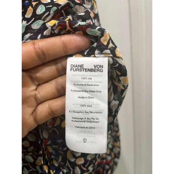 Diane Von Furstenberg Tina Tie- Neck Printed Fil Coupé Silk Chiffon Blouse Sz 00 - Picture 6 of 9